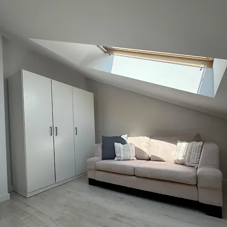 Przestronny Poludniowa 64 *