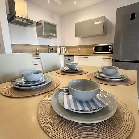 Apartment Przestronny Poludniowa 64 *