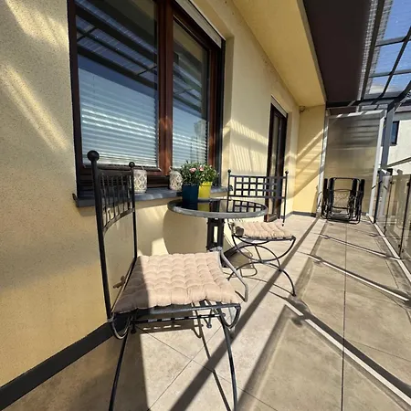 Przestronny Poludniowa 64 Apartman *