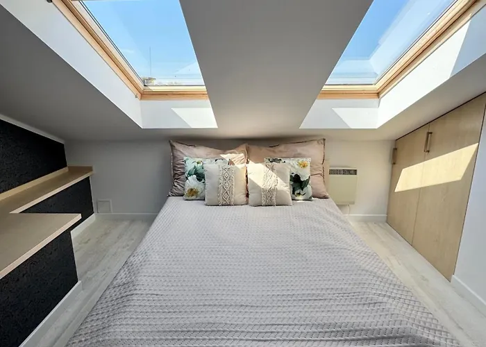 Przestronny Poludniowa 64 アパート *